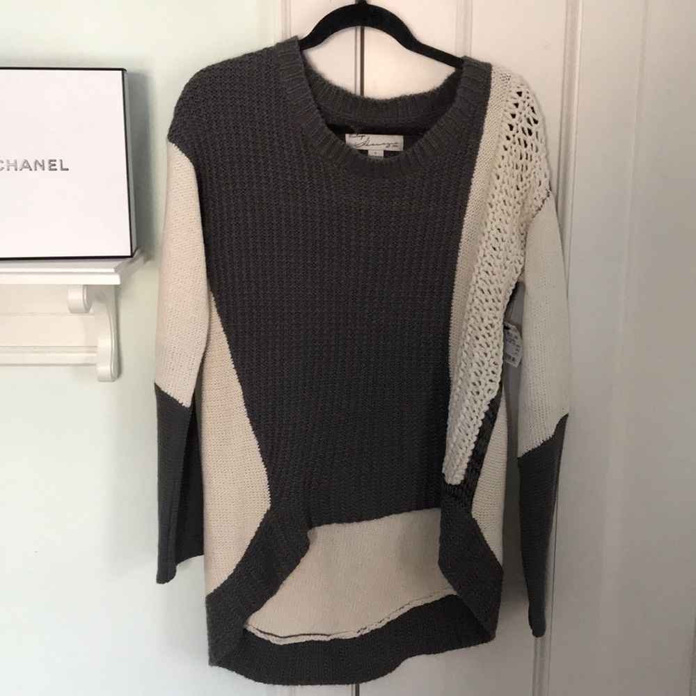 Vintage Havana Grey, White, Oatmeal color sweater